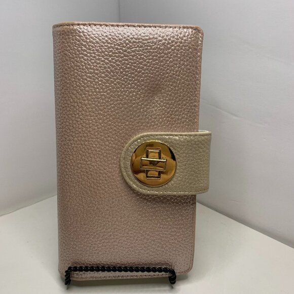 BUXTON Light Pink with Gold lock, Credit card holder. Lots of pockets. - Picture 1 of 6